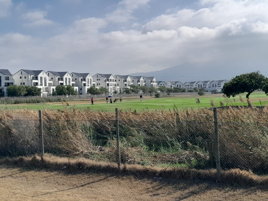 To Let 3 Bedroom Property for Rent in De Velde Western Cape